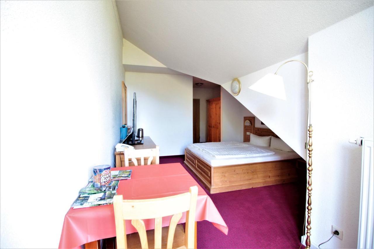 Ruhiges Doppelzimmer Im Hotel Ahornhof Lindberg ภายนอก รูปภาพ